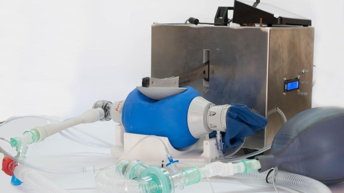 Muere un hombre después de que su familia desconectara su respirador para enchufar un ventilador