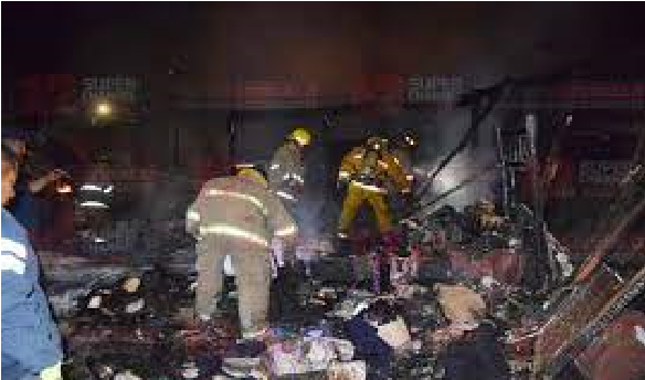 Mueren calcinados dos niños, de 1 y 5 años, su casa se incendió y ellos estaban dentro