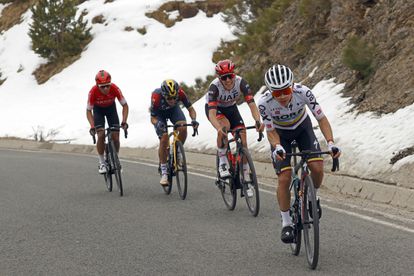 Higuita, Almeida, Carapaz y Nairo, en la subida de Boí Taüll.