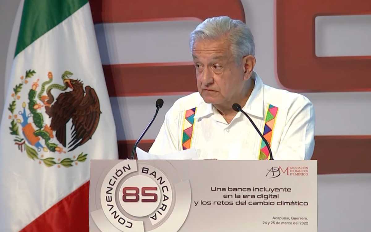 Ofrece AMLO disculpa por divulgar tasa de interés antes que Banxico