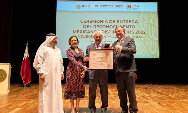 Otorgan a Velibor Milutinovic el galardón "Mexicanos Distinguidos 2022" | Video