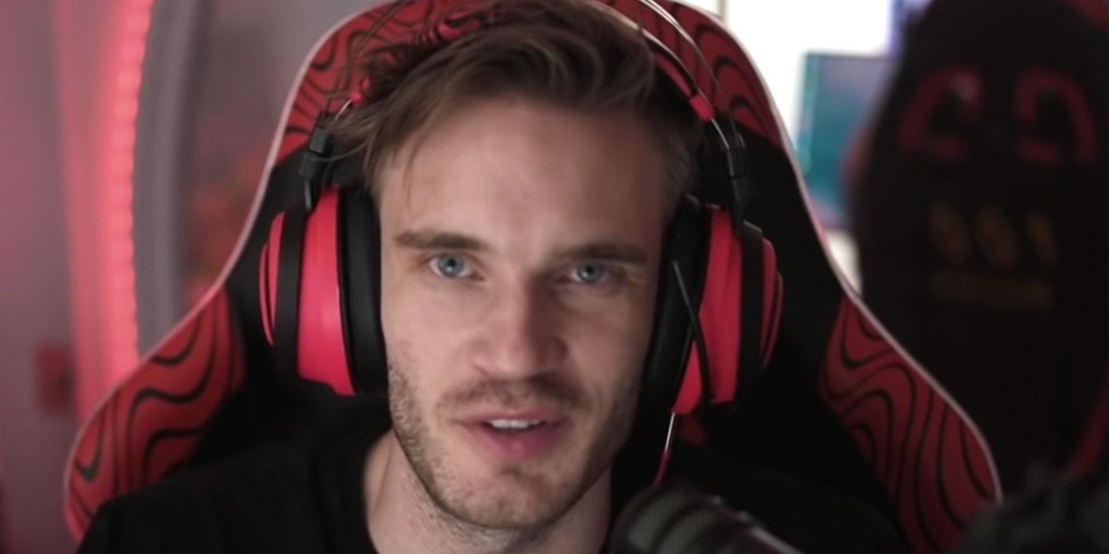 PewDiePie visitado por la policía después de comprar un cuchillo de Wish