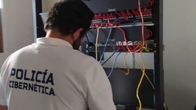 Policía cibernética de SLP descubre red de minado de criptomonedas en un Conalep