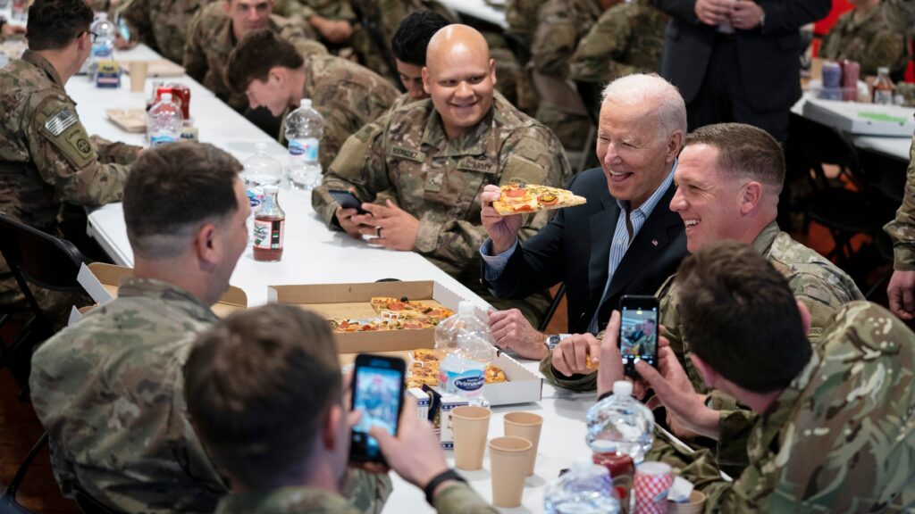 Polonia recibe a Biden esperando un mensaje de dureza hacia Putin
