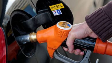 Precios del petróleo bajan, extendiendo la caída de la semana pasada