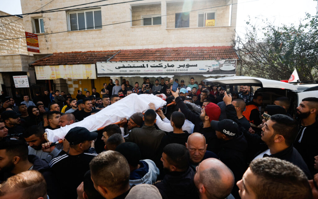 Presidente Mahmoud Abbas advierte mayor tensión ante asesinatos diarios de palestinos