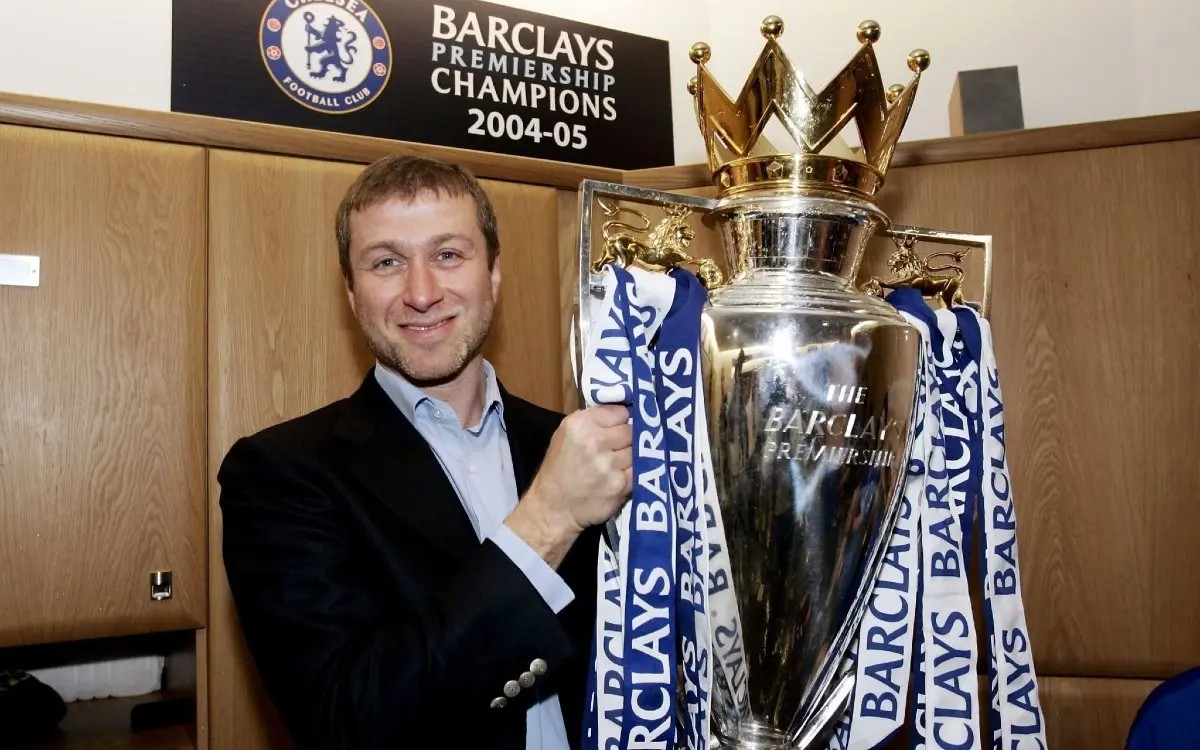 Reino Unido congela lo activos de Roman Abramovich por lazos con Putin | Video