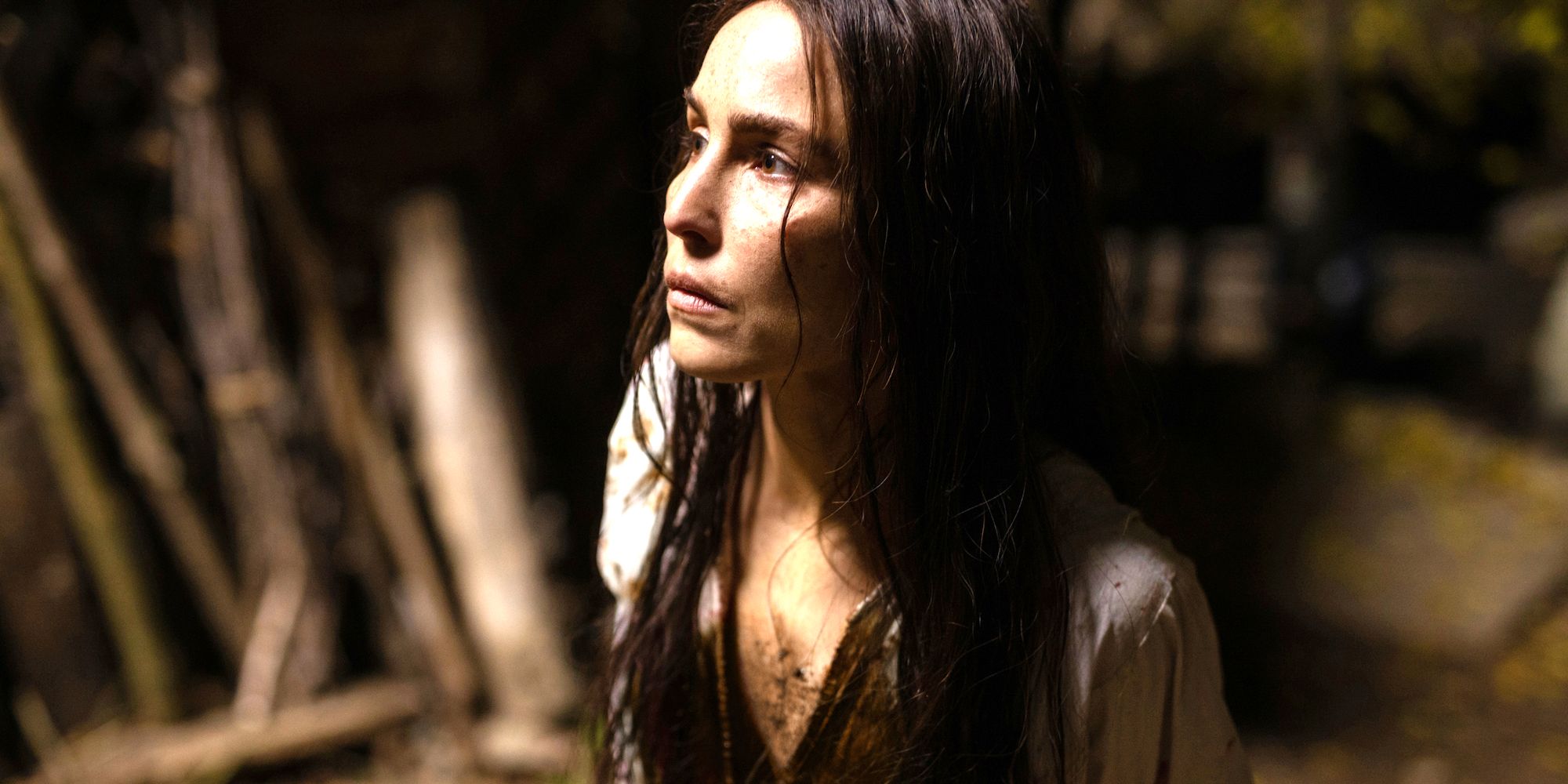 Revisión de You Won’t Be Alone: ​​el terror popular inventivo es ambicioso hasta la exageración