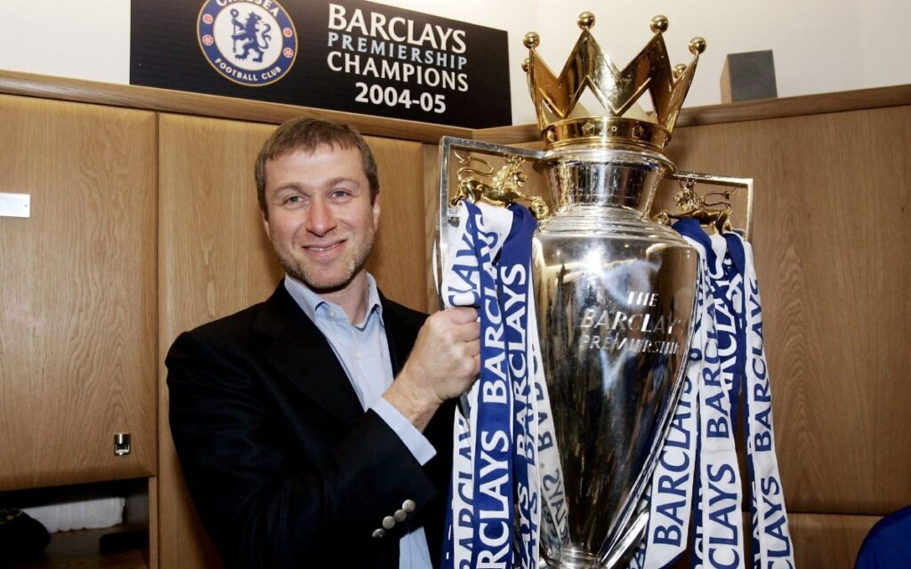 Roman Abramovich, investigado por Reino Unido, pone en venta al Chelsea | Video