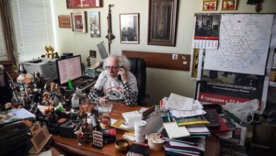 Aleksei Venediktov, director de la histórica emisora Eco de Moscú, el jueves 3 de marzo de 2022 tras anunciarse el cierre definitivo de la cadena después de que fueran vetados de las ondas por las autoridades del Kremlin.