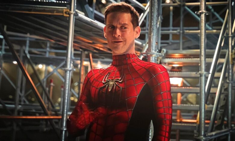 Sam Raimi reacciona a No Way Home usando sus personajes de Spider-Man