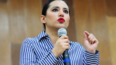Sandra Cuevas ofrece disculpa pública a policías que la denunciaron