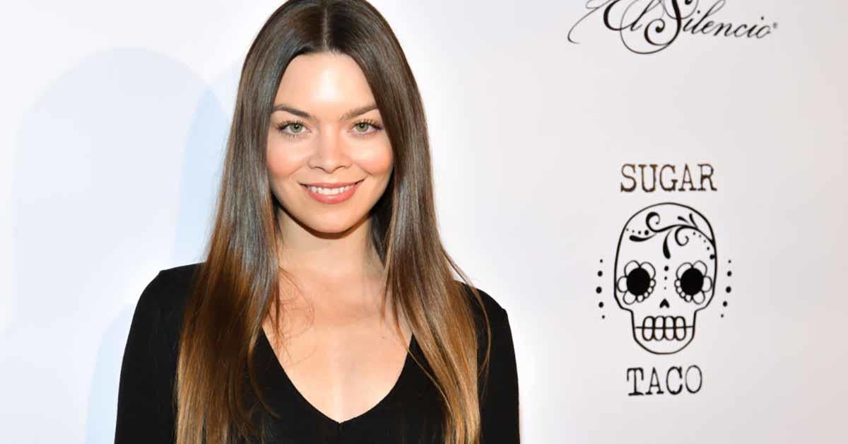 Scarlett Byrne, estrella de Harry Potter, da a luz a mellizos
