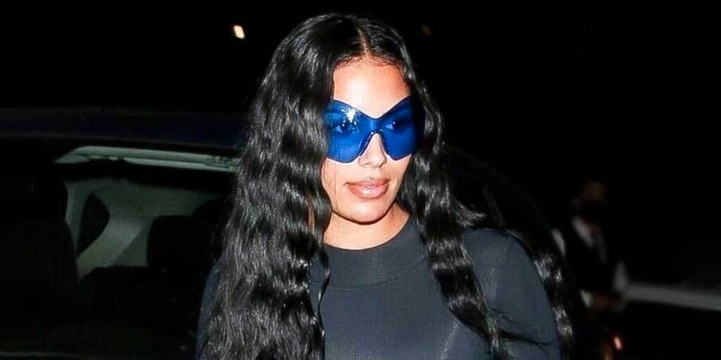 Según los informes, las Kardashians Chaney Jones ama ser la musa de Kanye