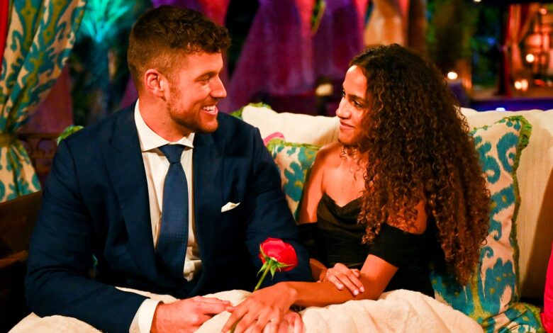 Soltero: Clayton Echard quiere que Teddi Wright libere mensajes directos de su hermano