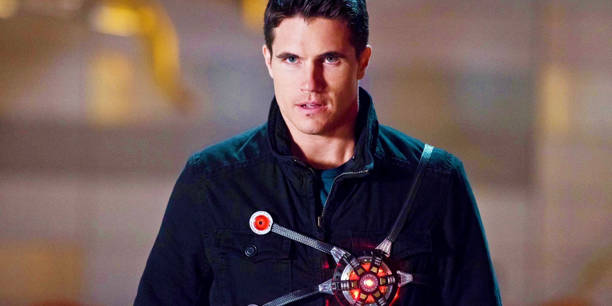 The Flash Showrunner se burla de cómo el regreso de Robbie Amell afecta la historia de Caitlin