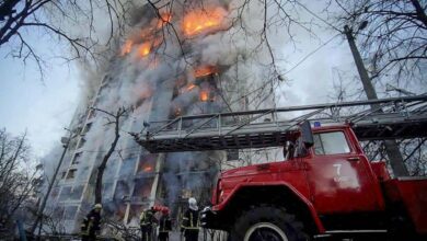 Ucrania: Fuerzas rusas atacan zonas residenciales en Kiev; reportan muertos y heridos