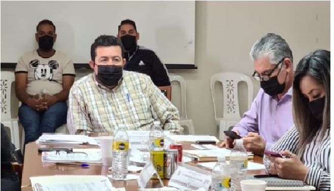 VIDEO: Si una mujer abre las piernas, hay consecuencias: Regidor se opone al aborto