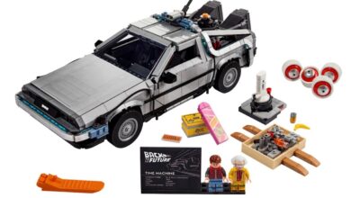 Volver al futuro DeLorean LEGO es de 2k piezas, $ 170 y cubre las 3 películas
