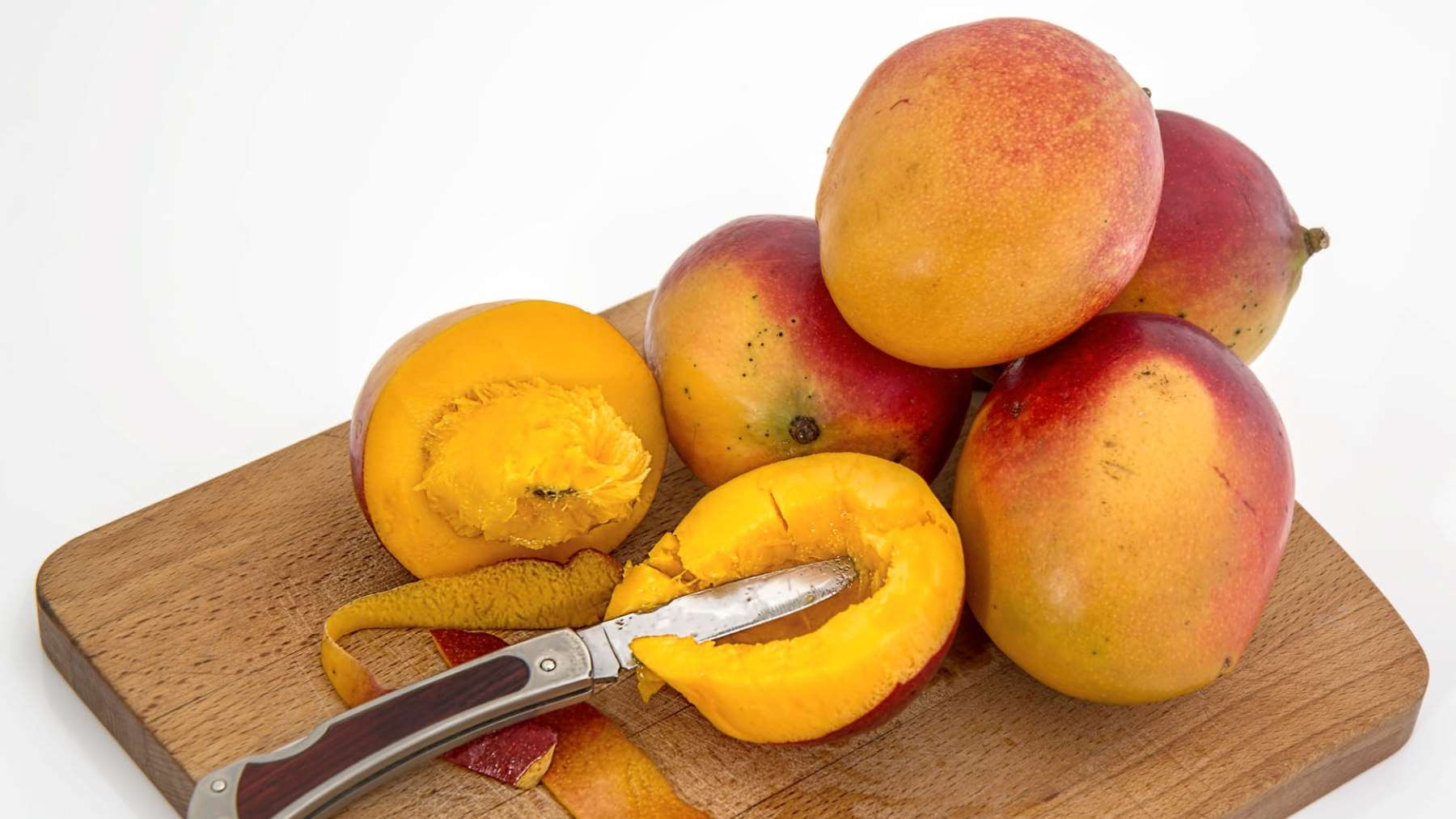 ¡No lo tires! Así puedes aprovechar el hueso del mango