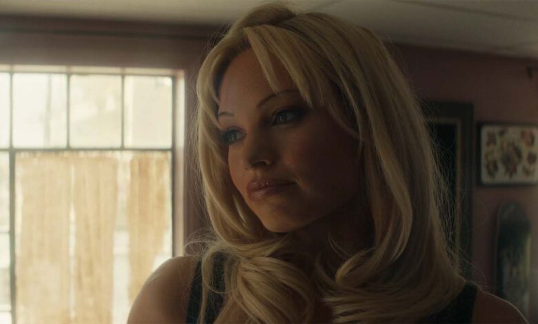 ¿Por qué Dolly Parton inicialmente rechazó que su música se usara en Pam & Tommy?