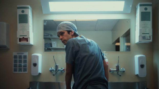 ‘Esto te va a doler’, la nueva serie de drama y humor negro que estrena Movistar Plus+