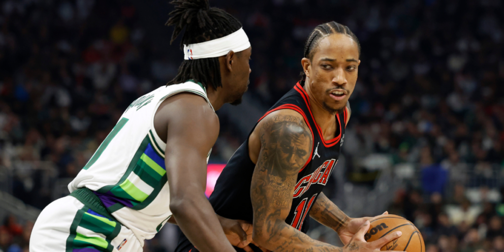 ¡Intratabe DeRozan! El canastón imposible ante Giannis Antetokounmpo