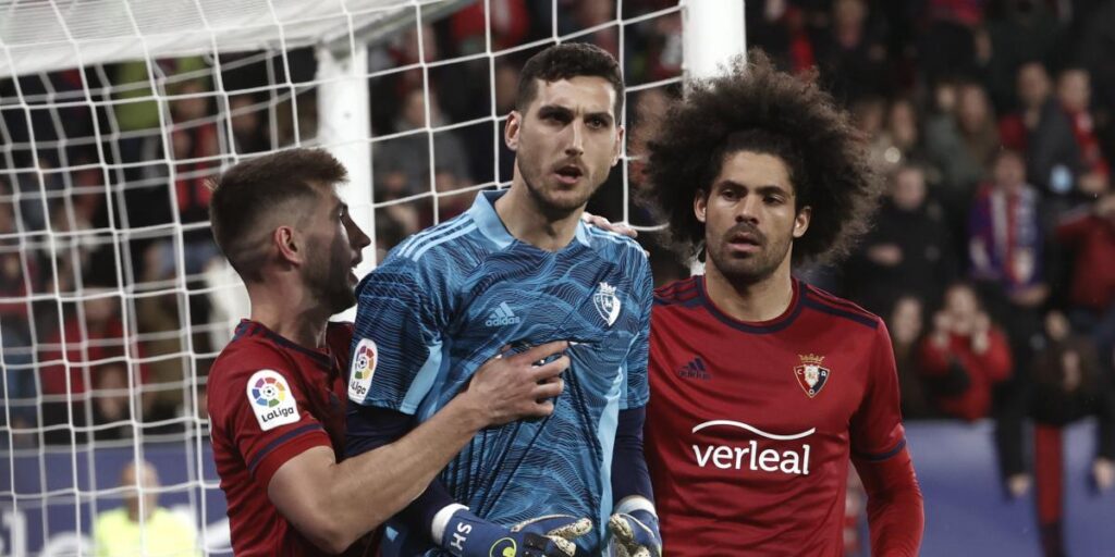 ¡Sergio Herrera le para dos penaltis a Benzema!