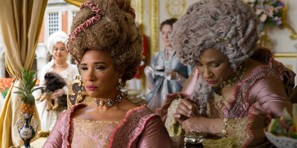 ¿Qué sigue olfateando la reina Charlotte en la temporada 2 de Bridgerton?