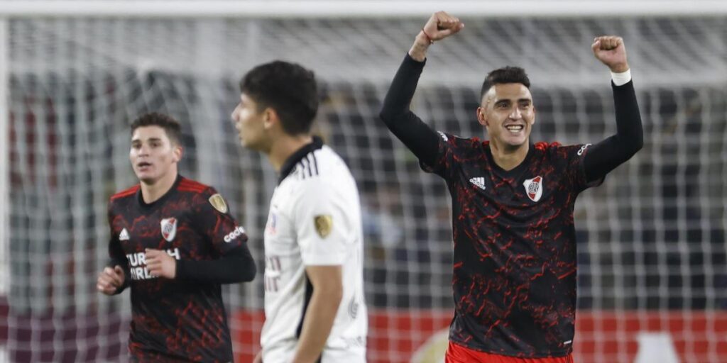 1-2: River gana con polémica en Chile