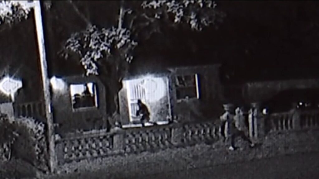 Revelan aterradoras imágenes de tiroteo mortal