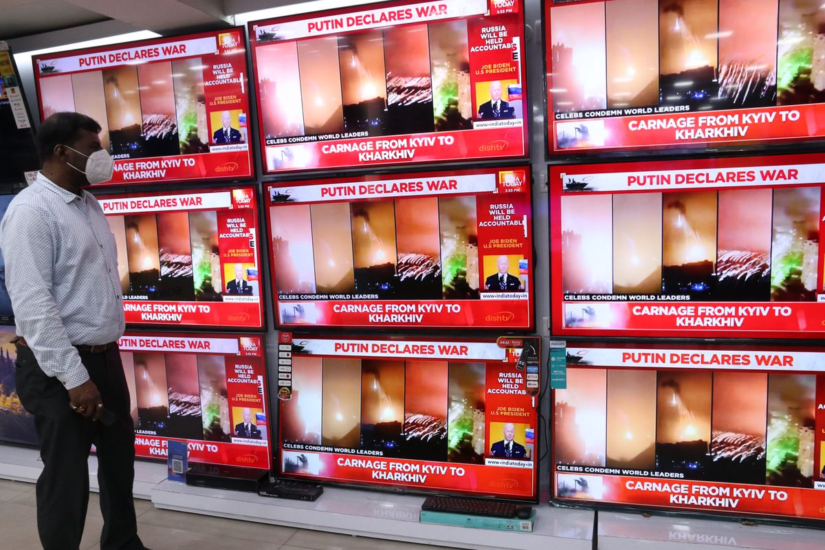 Estamos aturdidos por el mareante frenesí informativo