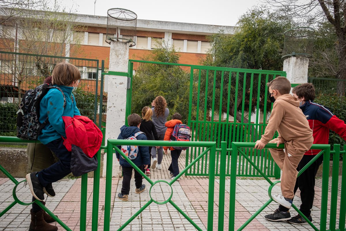 Así muere un colegio público en España