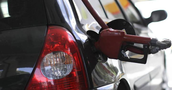 Las petroleras aumentan un 50% la venta de carburantes por los descuentos