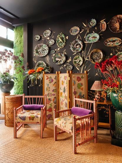 Colección de muebles en la Galerie Vauclair de París, en septiembre de 2021.