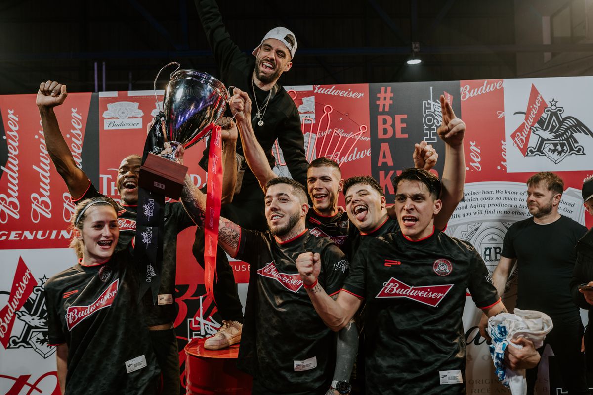 De Carabanchel a Qatar, sin escalas y sin árbitro: el torneo callejero que acaba en el Mundial