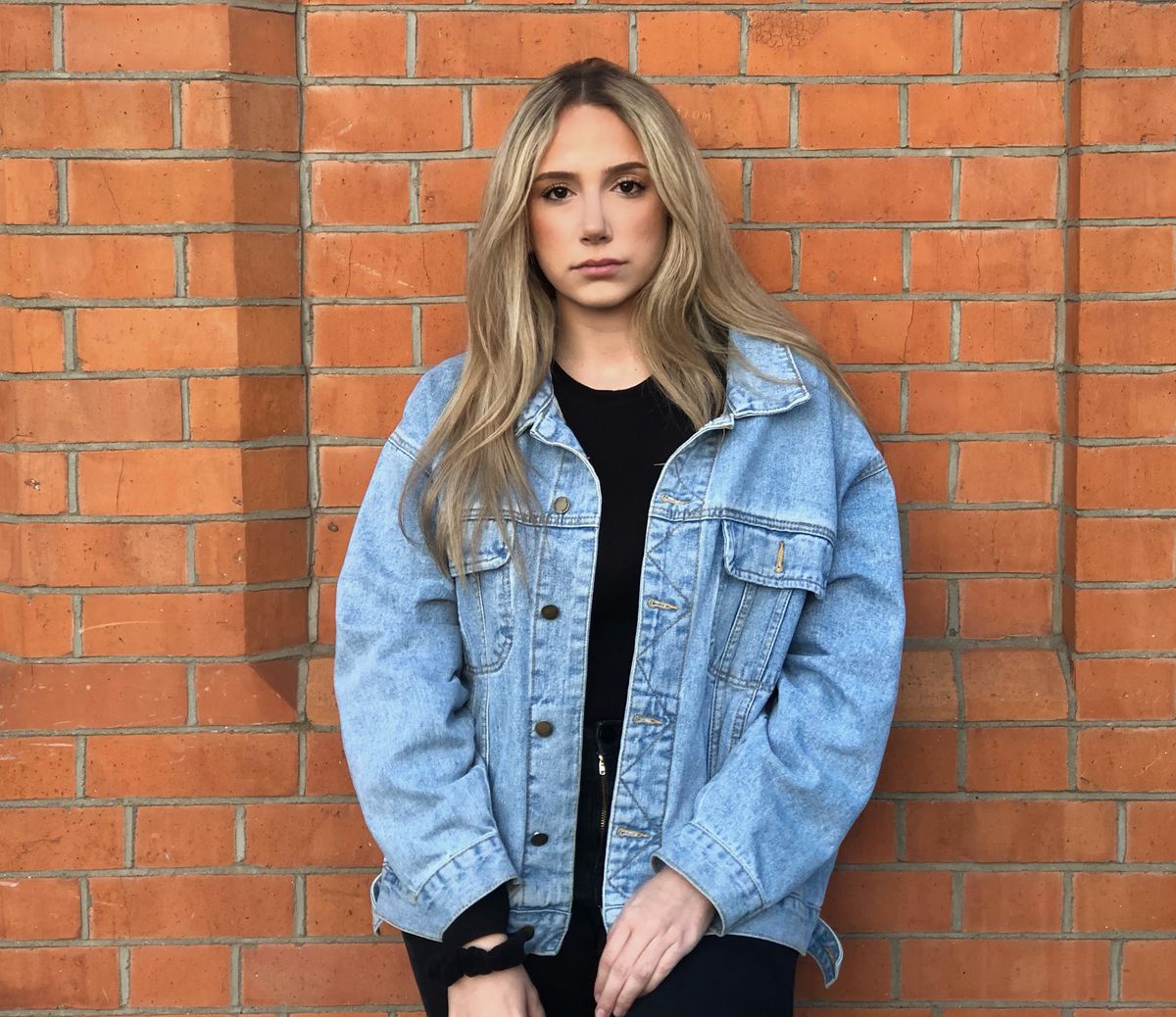 La hija de María Salmerón: “La única misión de mi padre es destruir a mi madre y con ella me lleva a mí por delante”