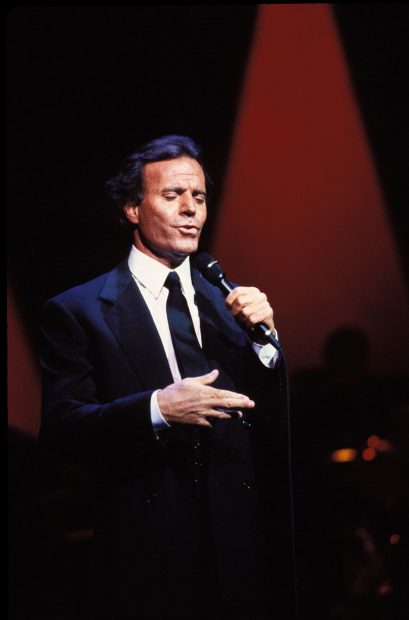 Julio Iglesias 