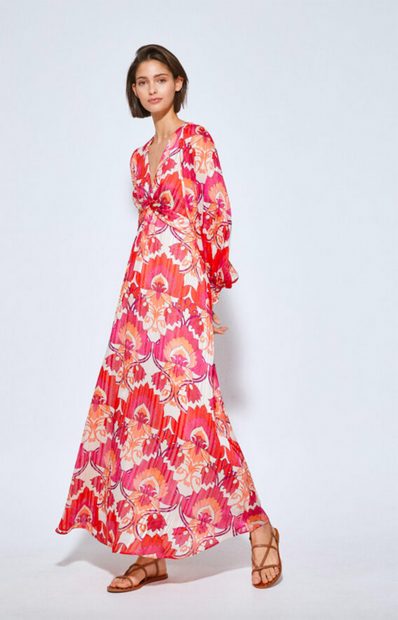 Vestido floral de la colección de Tamara Falcó para Pedro del Hierro./Pedro del Hierro