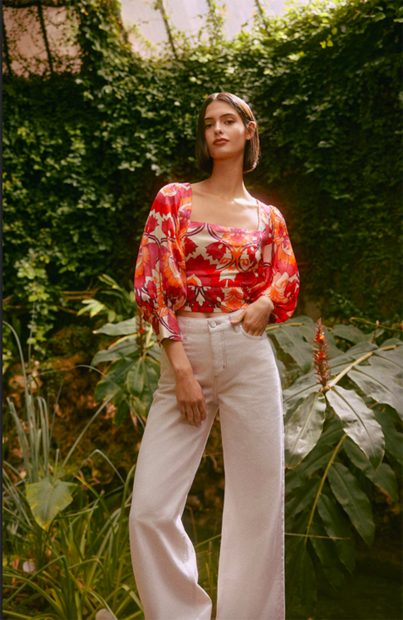 Conjunto de la colección de Tamara Falcó para Pedro del Hierro./Pedro del Hiero