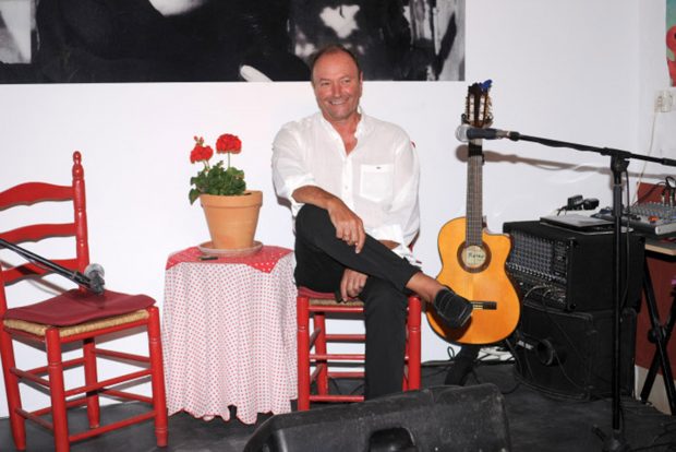 Amador Mohedano paseando / Gtres