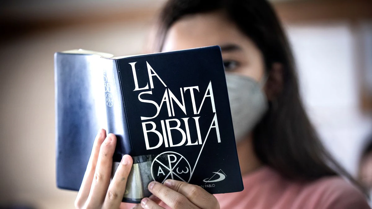 Navarra impulsa una ley para blindar en la escuela pública a profesores de Religión sin carga lectiva