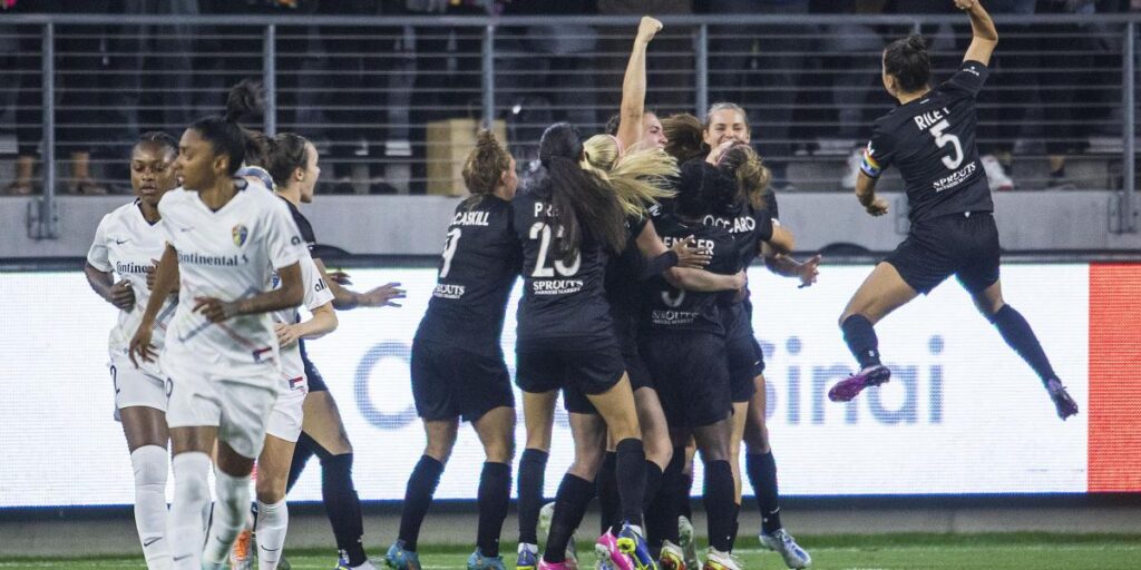 2-1: Triunfal debut del mediático Angel City