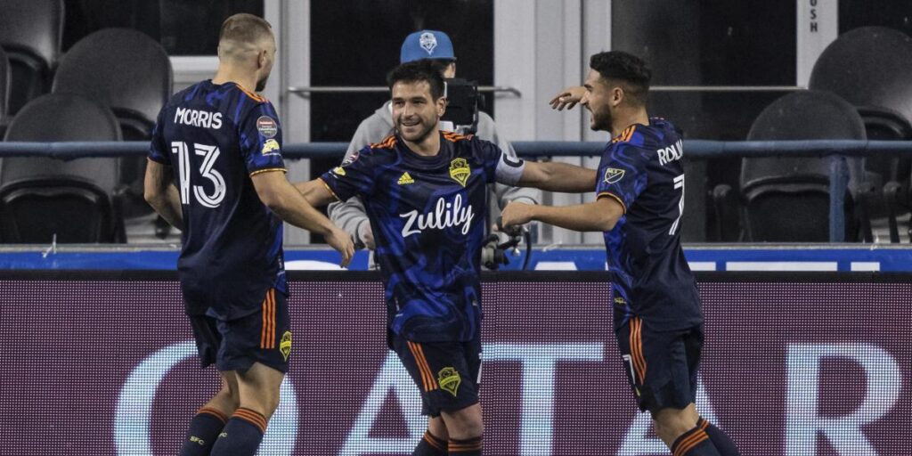 2-2: Lodeiro da esperanza a Seattle en la final