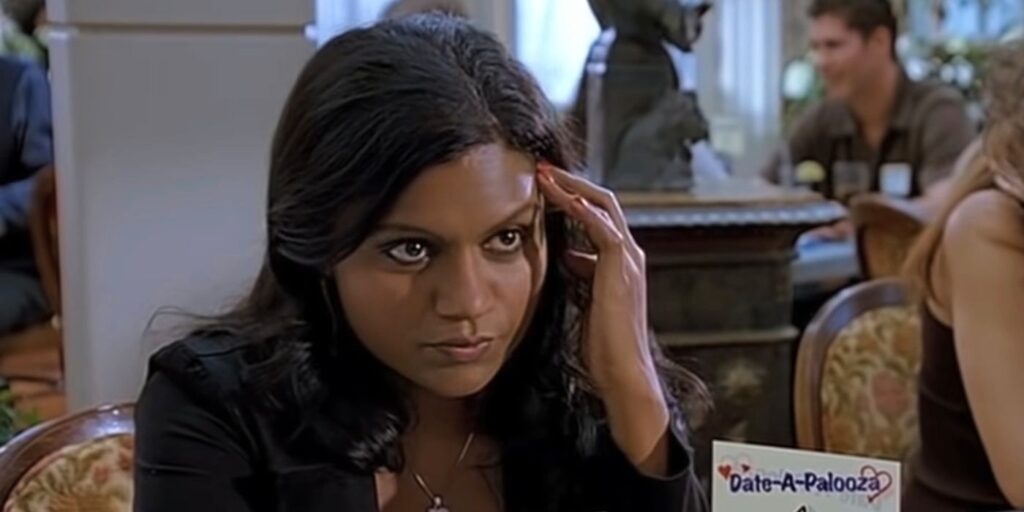A Mindy Kaling le hicieron una broma para que usara jeans en el estreno de Virgin de 40 años