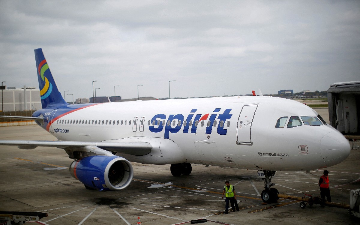 Aerolíneas prevén aumento de las tarifas tras la subida del precio de la energía