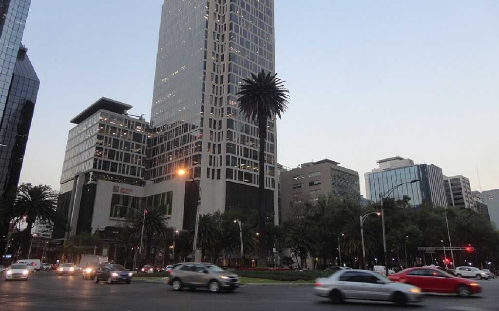 Alistan homenaje de despedida a La Palma de Paseo de la Reforma