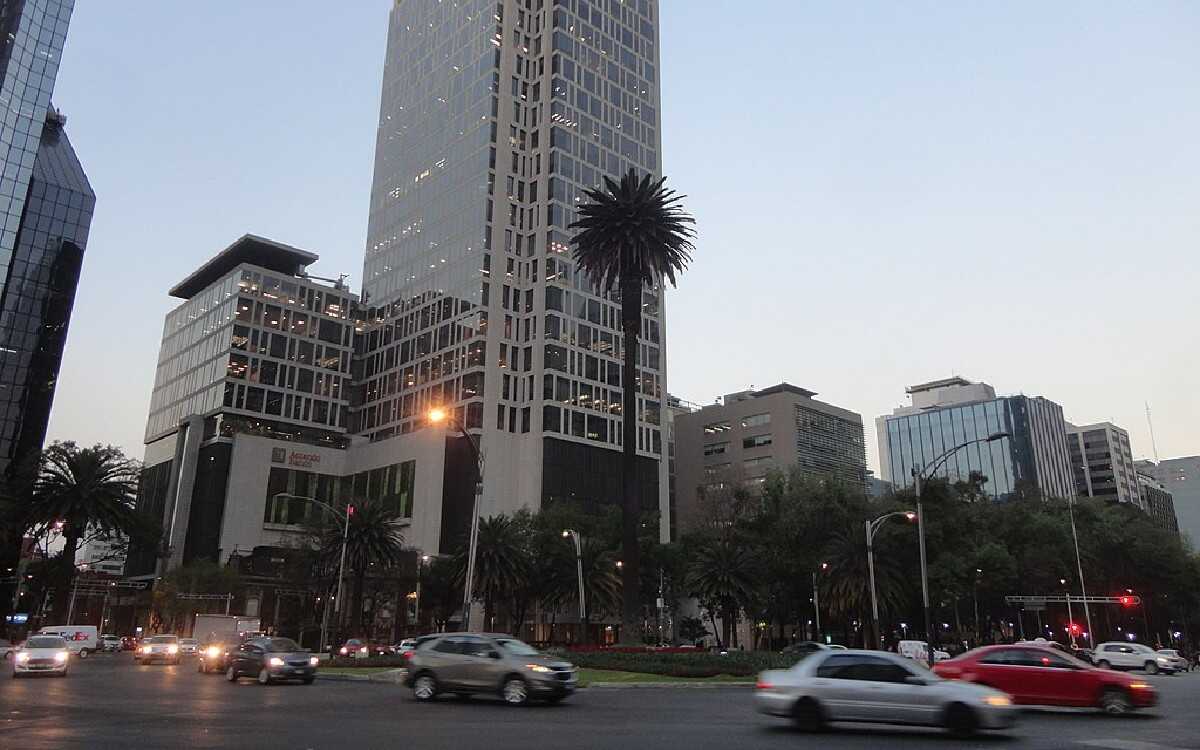 Alistan homenaje de despedida a La Palma de Paseo de la Reforma