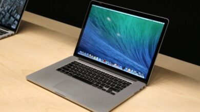 Apple patenta una pantalla MacBook de doble cara con energía solar y entrada táctil