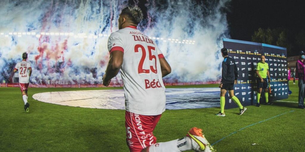 Argentinos Juniors empata y sigue en zona de clasificación